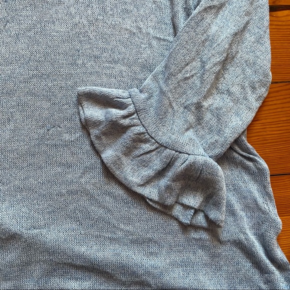 ASOS knit v-neck, baby blue, cute details on sleeves - Picture 6 of 11